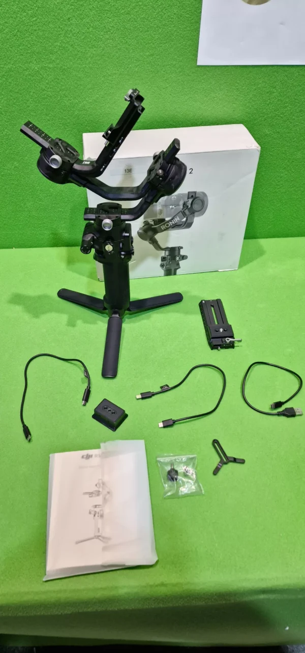 DJI RSC 2, estabilizador en tres ejes para cámaras