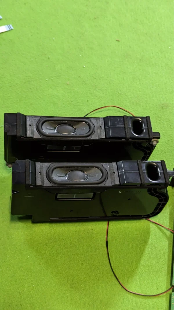 Sony BRAVIA 77 Pulgadas para REPUESTO - Imagen 12
