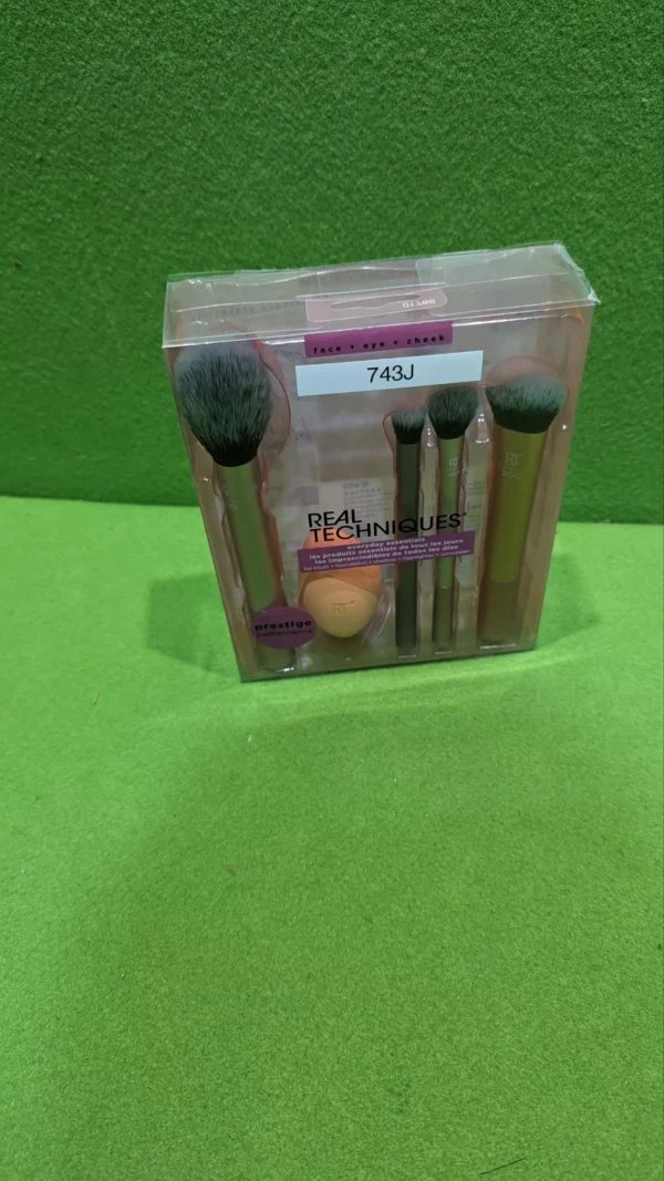 Kit Completo de Brochas Real Techniques - Imagen 3