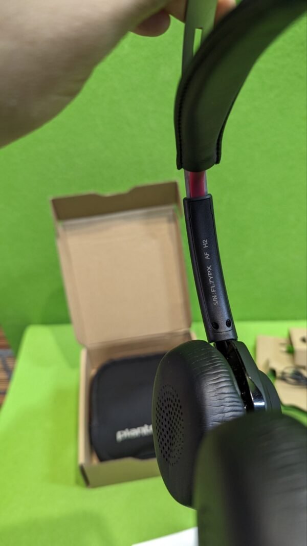 Plantronics Voyager Focus UC B825 - Bluetooth Stereo  Black - Imagen 9