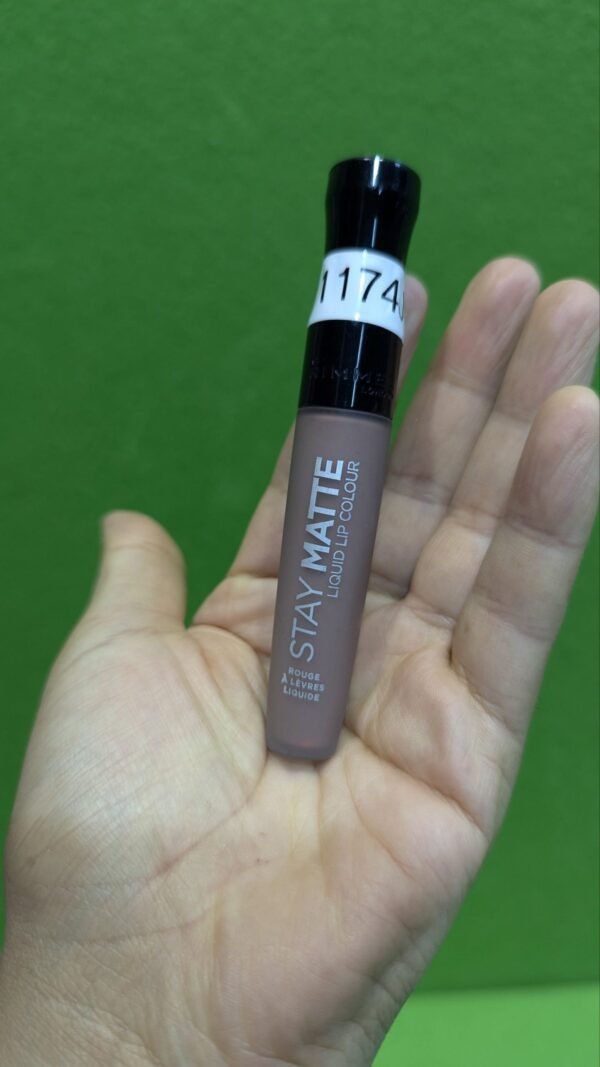 Barra de labios líquida Rimmel London Tono 220 - Imagen 2
