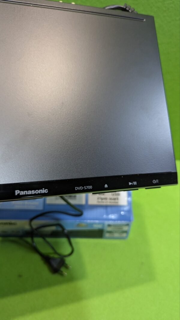 Panasonic S700EG-K - Reproductor de DVD - Imagen 4
