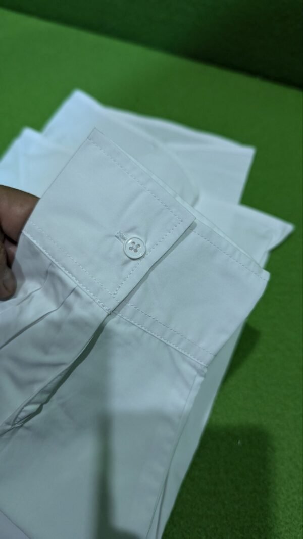 Camisa Benetton blanca de mujer - Imagen 5