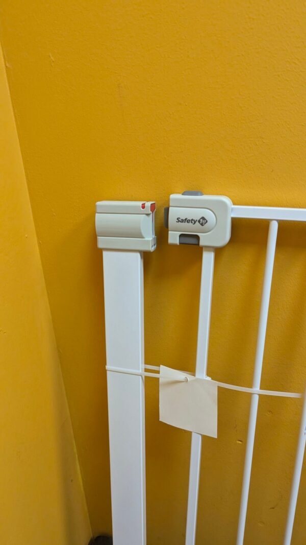 Safety 1st Easy Close Metal Barrera de seguridad niños - Imagen 5