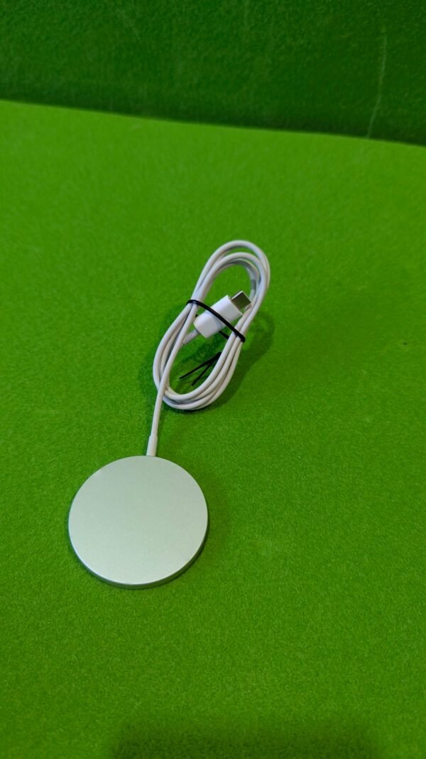 Apple Cargador MagSafe inalambrico para iPhone 12 - Imagen 3