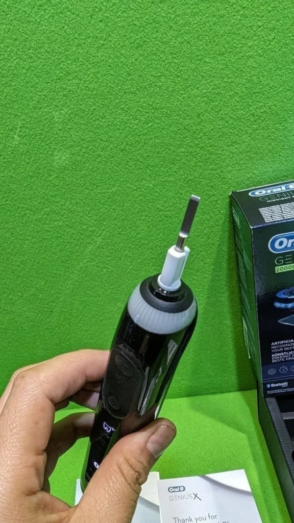 Oral-B Genius X Cepillo de Dientes Eléctrico con Mango Recargable - Imagen 8